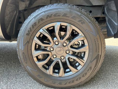Used 2020 Ford Ranger XLT w/ Equipment Group 302A Luxury AWD/4WD image 24