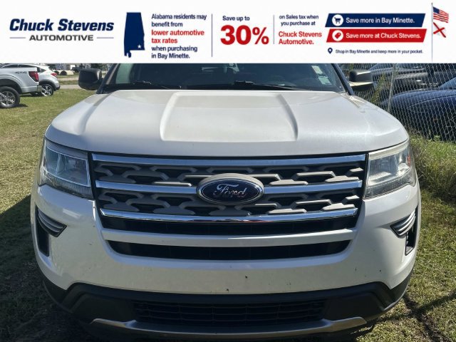 Used 2018 Ford Explorer XLT FWD image 3