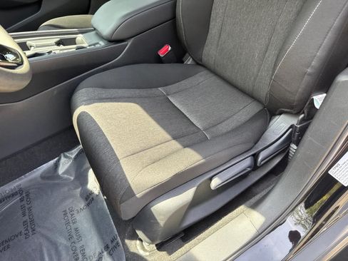 Used 2025 Honda Accord LX image 16
