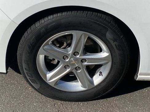 Used 2023 Chevrolet Malibu LS w/ Driver Confidence Package FWD image 6