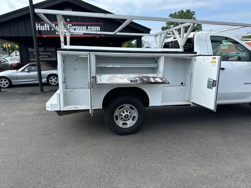 Used 2022 Chevrolet Silverado 2500 W/T w/ WT Convenience Package RWD image 14