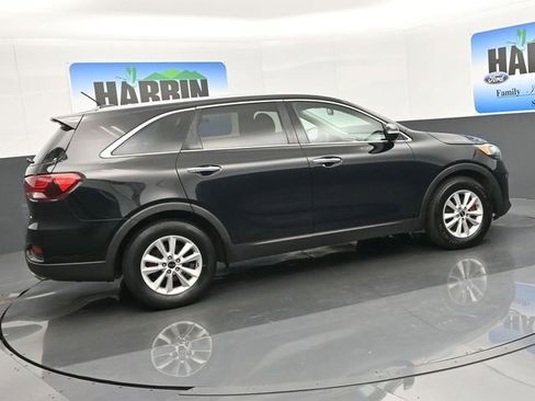 Used 2020 Kia Sorento LX image 6