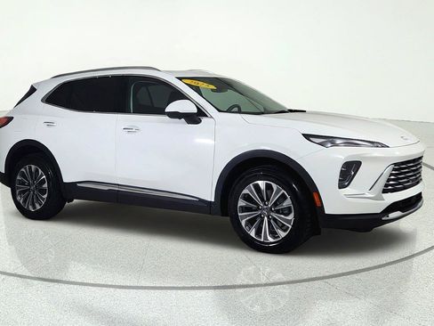 Used 2025 Buick Envision Preferred AWD/4WD image 8