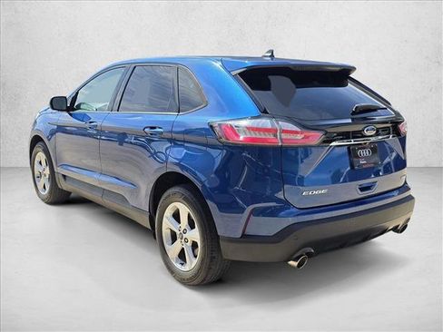 Used 2020 Ford Edge SE image 5