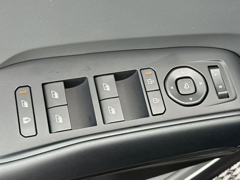New 2026 Kia EV9 Light RWD image 13