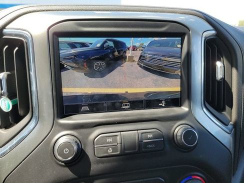 Used 2021 Chevrolet Silverado 1500 LT Trail Boss w/ Convenience Package II AWD/4WD image 20