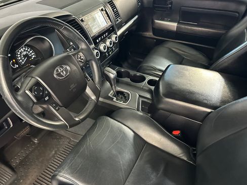 Used 2021 Toyota Sequoia TRD Sport w/ TRD Sport Premium Package AWD/4WD image 12