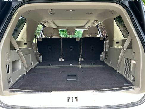 Used 2020 Lincoln Navigator Reserve w/ Luxury Package AWD/4WD image 17