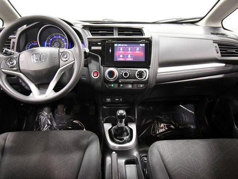 Used 2017 Honda Fit EX image 3
