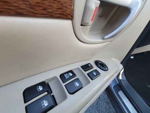 Used 2009 Hyundai Santa Fe Limited w/ Touring Pkg 16 W/Rse image 30