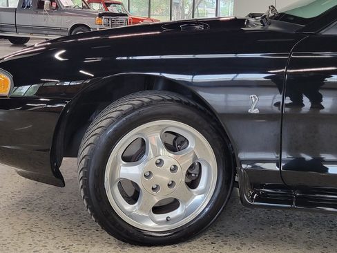 Used 1995 Ford Mustang GT RWD image 22