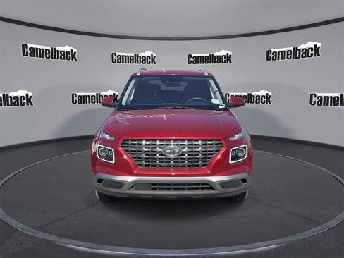 New 2025 Hyundai Venue Limited image 2
