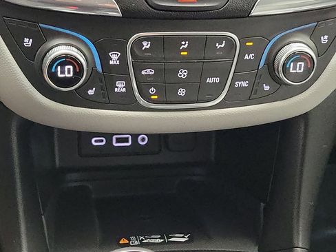 Certified 2020 Chevrolet Equinox Premier AWD/4WD image 14