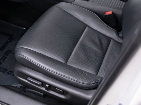 Used 2023 Honda Passport EX-L image 13