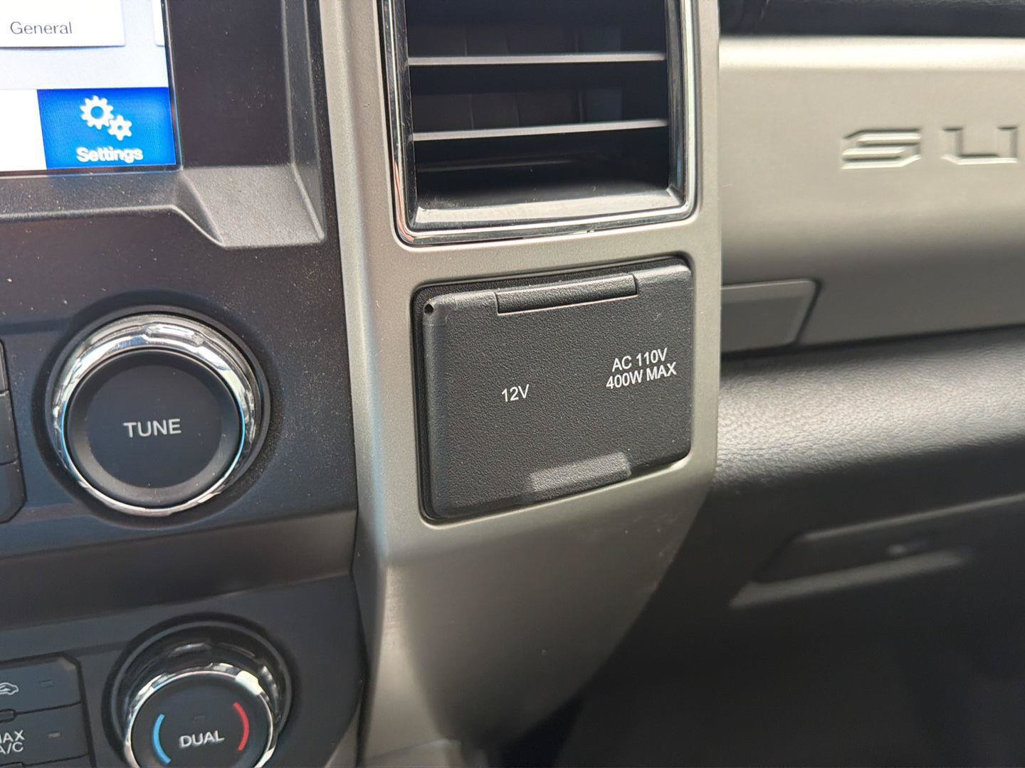 Used 2019 Ford F250 Lariat w/ Lariat Ultimate Package AWD/4WD image 19