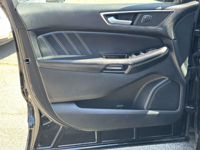Used 2015 Ford Edge Sport w/ Equipment Group 401A AWD/4WD image 13