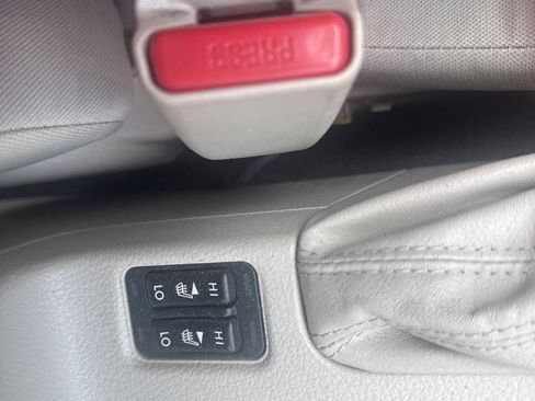 Used 2014 Subaru Impreza 2.0i Premium AWD/4WD image 11