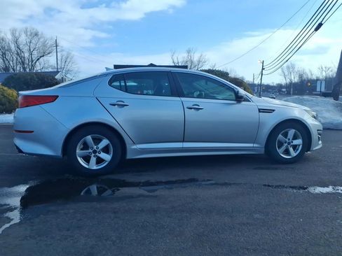 Used 2014 Kia Optima LX image 2
