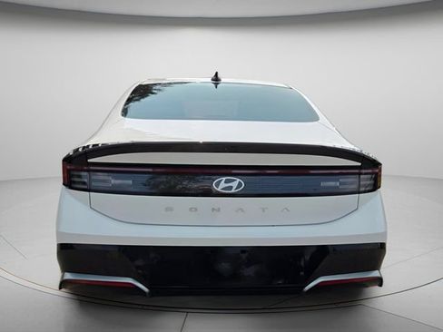 Used 2024 Hyundai Sonata SEL FWD image 5