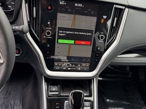 Used 2025 Subaru Outback Touring XT image 31