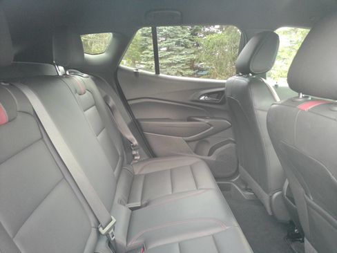 Certified 2024 Chevrolet Trax RS w/ Driver Confidence Package FWD image 18