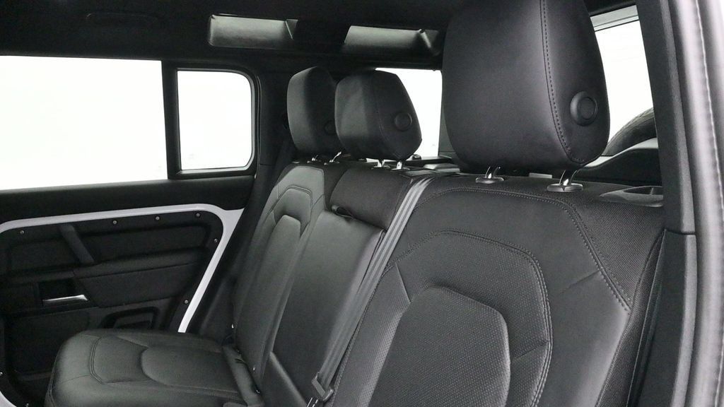Used 2025 Land Rover Defender 110 S AWD/4WD image 13