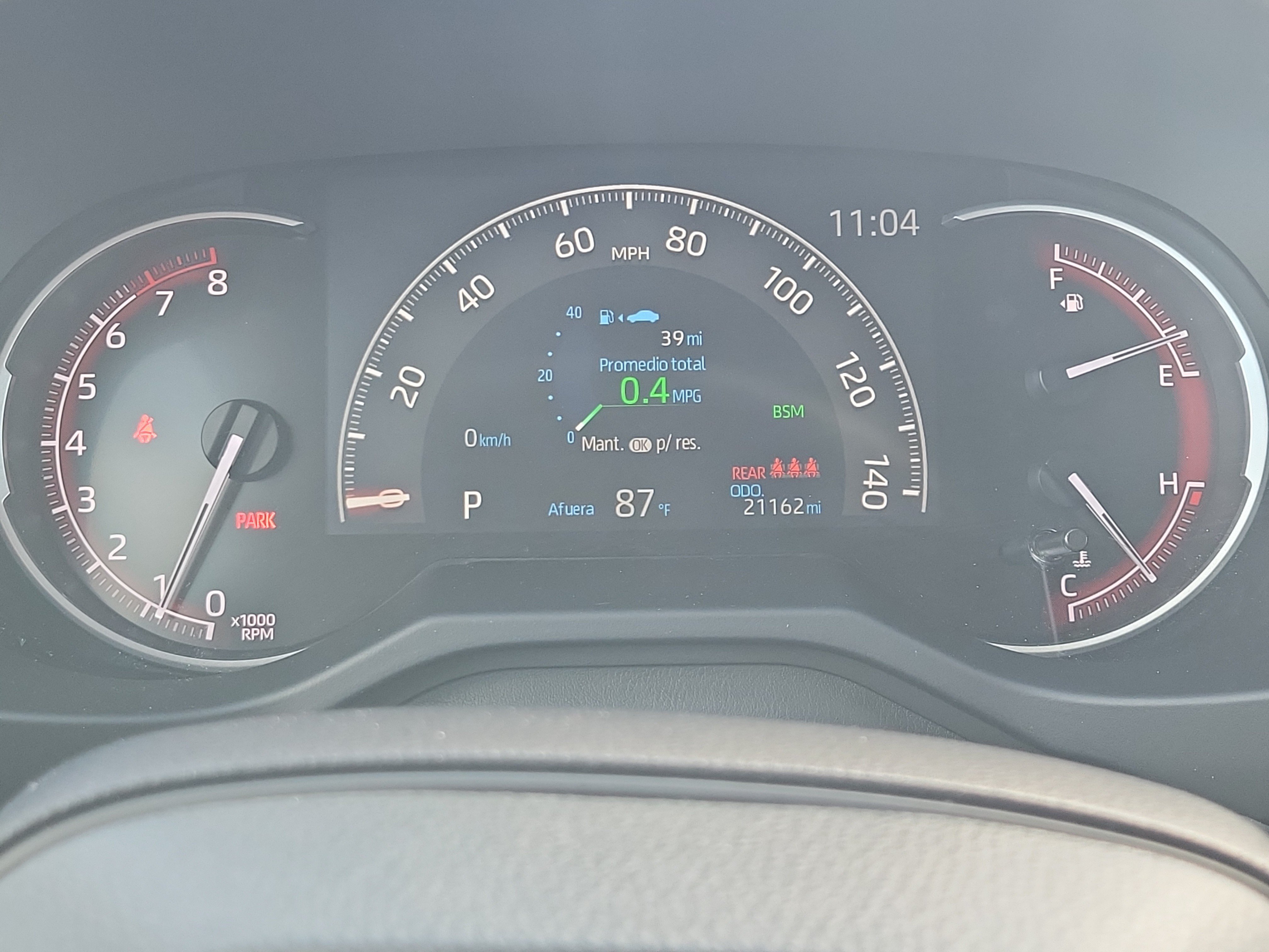 Used 2023 Toyota RAV4 XLE w/ Convenience Package FWD image 23
