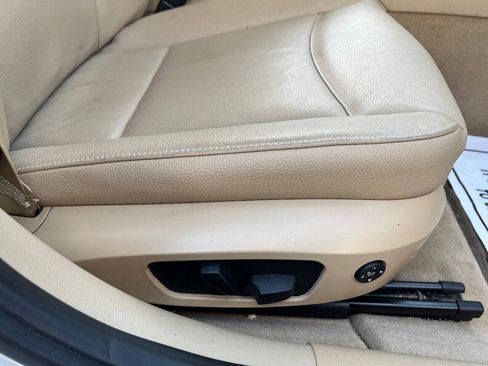 Used 2011 BMW 328i Sedan RWD image 11