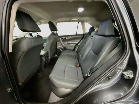 Used 2025 Toyota RAV4 LE AWD/4WD image 29