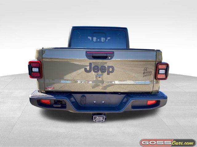 Certified 2025 Jeep Gladiator Sport AWD/4WD image 4
