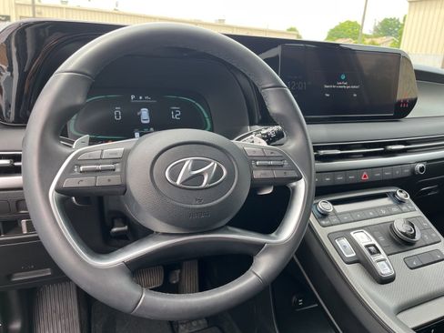 Used 2025 Hyundai Palisade XRT FWD image 12