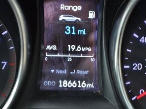 Used 2014 Hyundai Santa Fe GLS FWD image 18