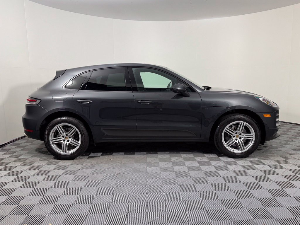 Certified 2021 Porsche Macan AWD/4WD image 8