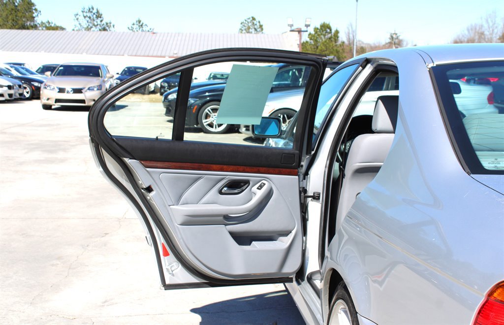 Used 2000 BMW 540i Sedan RWD image 27
