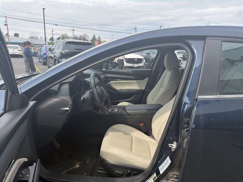 Used 2024 MAZDA MAZDA3 s image 2