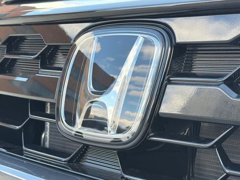 New 2026 Honda Odyssey Touring image 8
