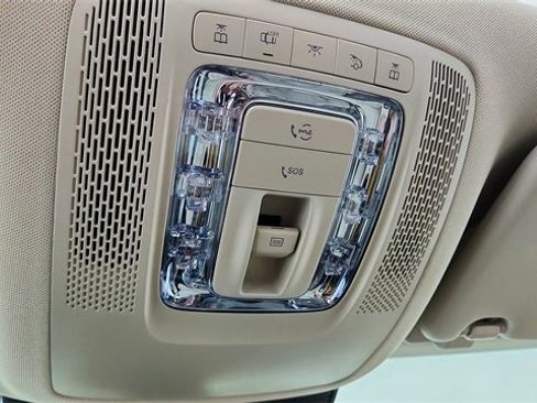 Used 2025 Mercedes-Benz GLE 350 4MATIC w/ AMG Line Exterior image 56