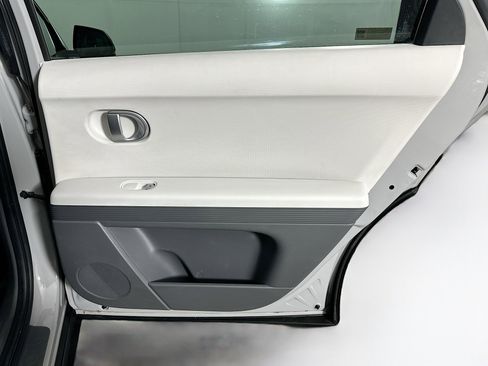 Used 2024 Hyundai Ioniq 5 SEL RWD image 30