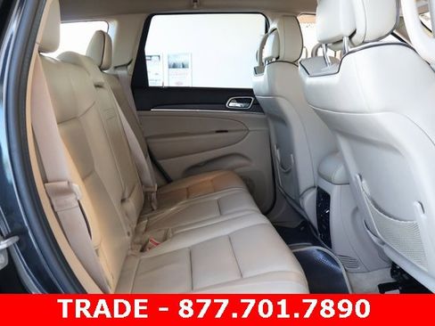 Used 2016 Jeep Grand Cherokee Overland image 18
