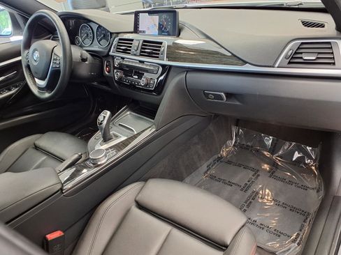 Used 2018 BMW 330i Sedan RWD image 9