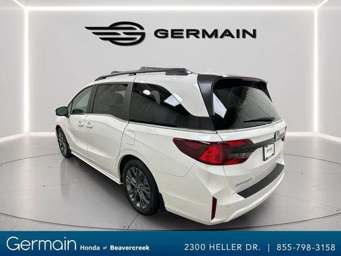Used 2026 Honda Odyssey Touring image 6