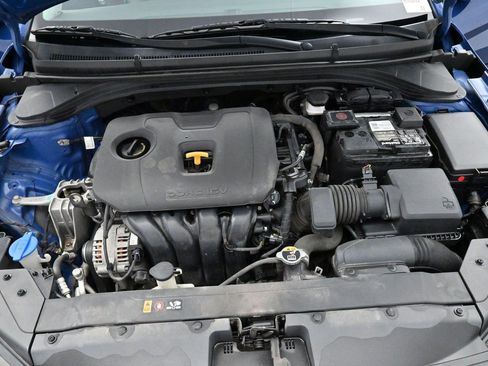 Used 2020 Hyundai Elantra Value Edition FWD image 36