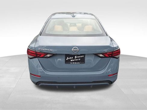 Used 2025 Nissan Sentra SV w/ SV Premium Package image 4