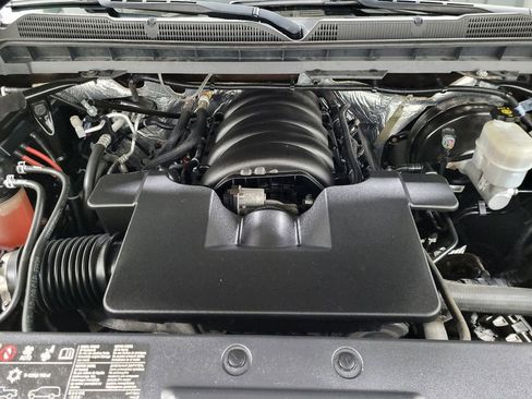 Used 2018 Chevrolet Silverado 1500 LT w/ All Star Edition AWD/4WD image 30