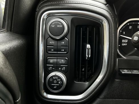 Used 2020 GMC Sierra 1500 Denali w/ Denali Ultimate Package AWD/4WD image 25