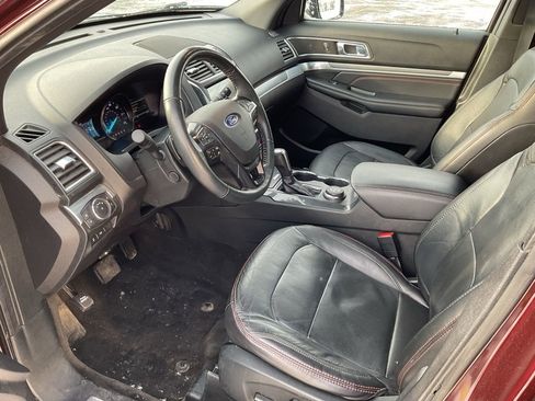 Used 2018 Ford Explorer Sport w/ Equipment Group 401A AWD/4WD image 10