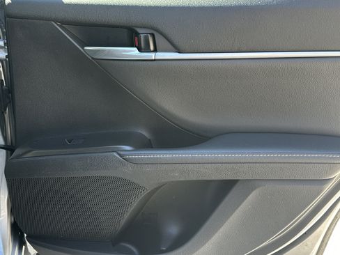 Used 2023 Toyota Camry XSE image 16