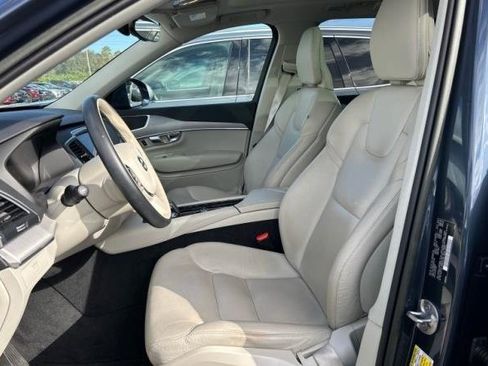 Certified 2023 Volvo XC90 B5 Core image 11