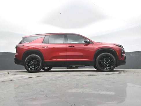 Used 2024 Chevrolet Traverse RS w/ LPO, Floor Liner Package AWD/4WD image 53