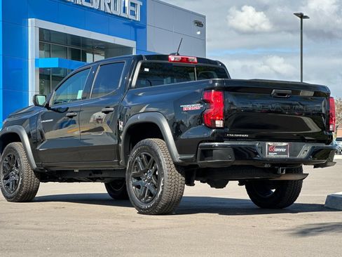 Used 2023 Chevrolet Colorado Trail Boss AWD/4WD image 6